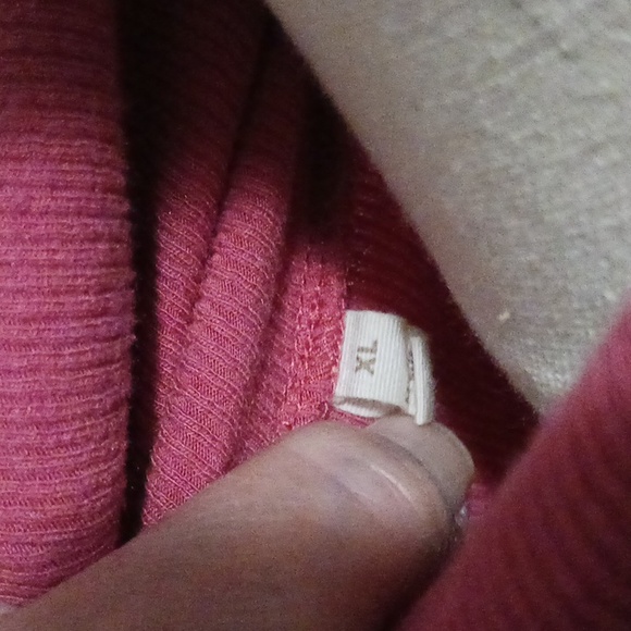 Soft Surroundings- Raspberry Knit Top - Picture 3 of 13